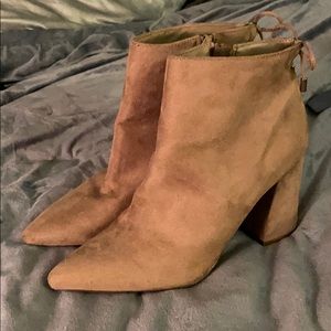 NEW Suede booties
